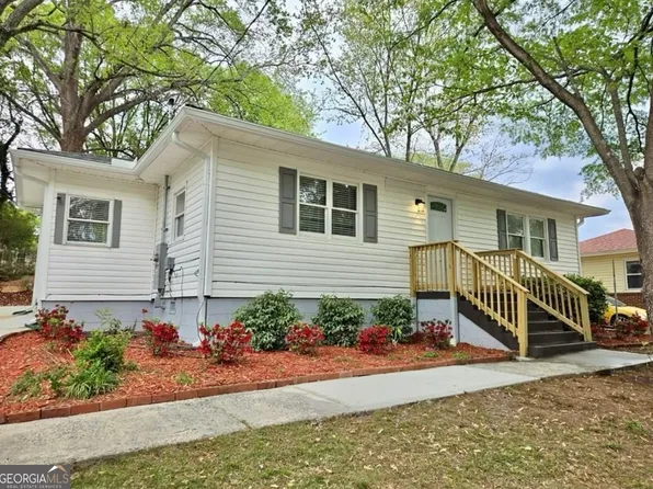 2495 Glendale Cir SE, Smyrna, GA 30080