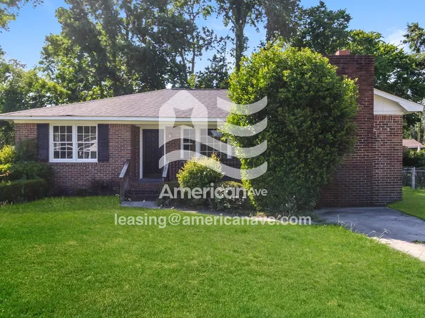 817 Delta Dr, Columbia, SC 29209