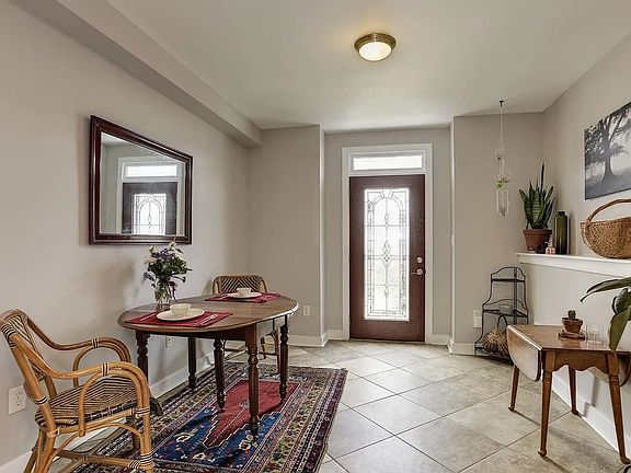 5th image of 24 N Decker Ave