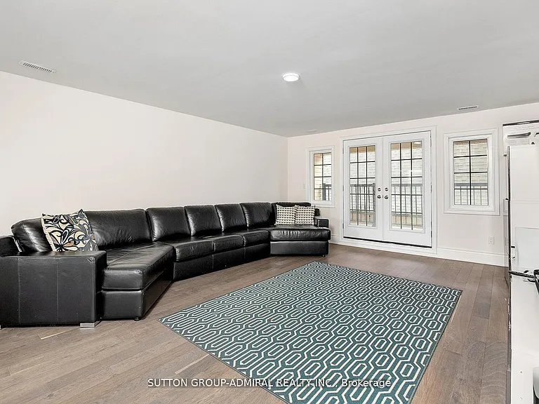 36 Hurst Ave — Photo 26