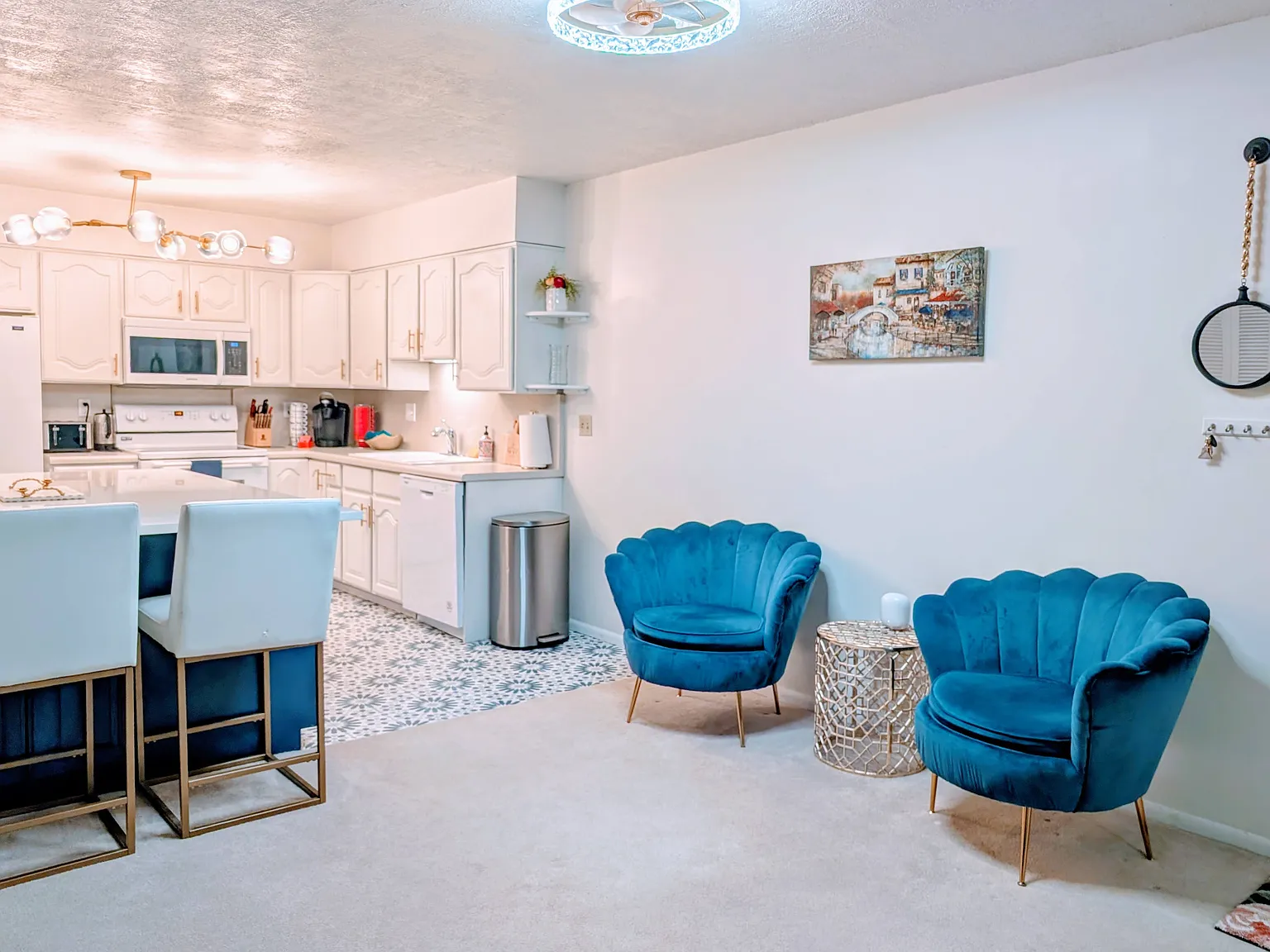 2 bed, 1079 sqft, $2,400 — Photo 4