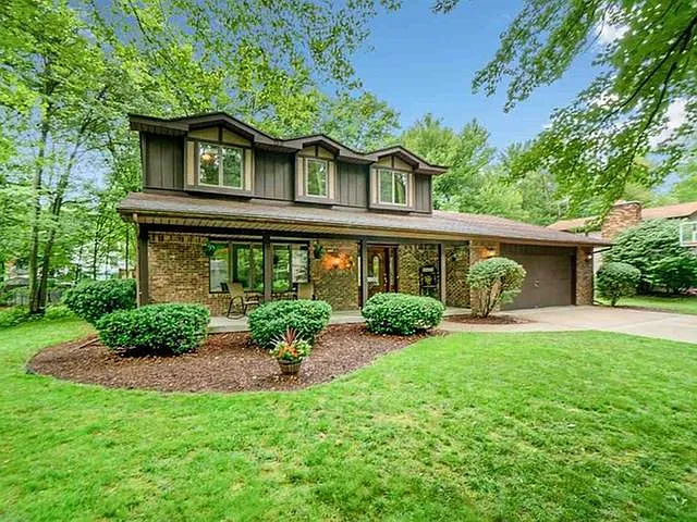 5805 Lamplighter Ln photo 1
