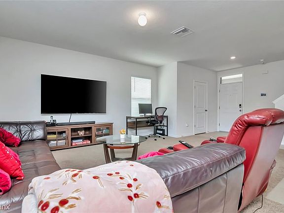3rd image of 32767R Brooks Hawk Ln