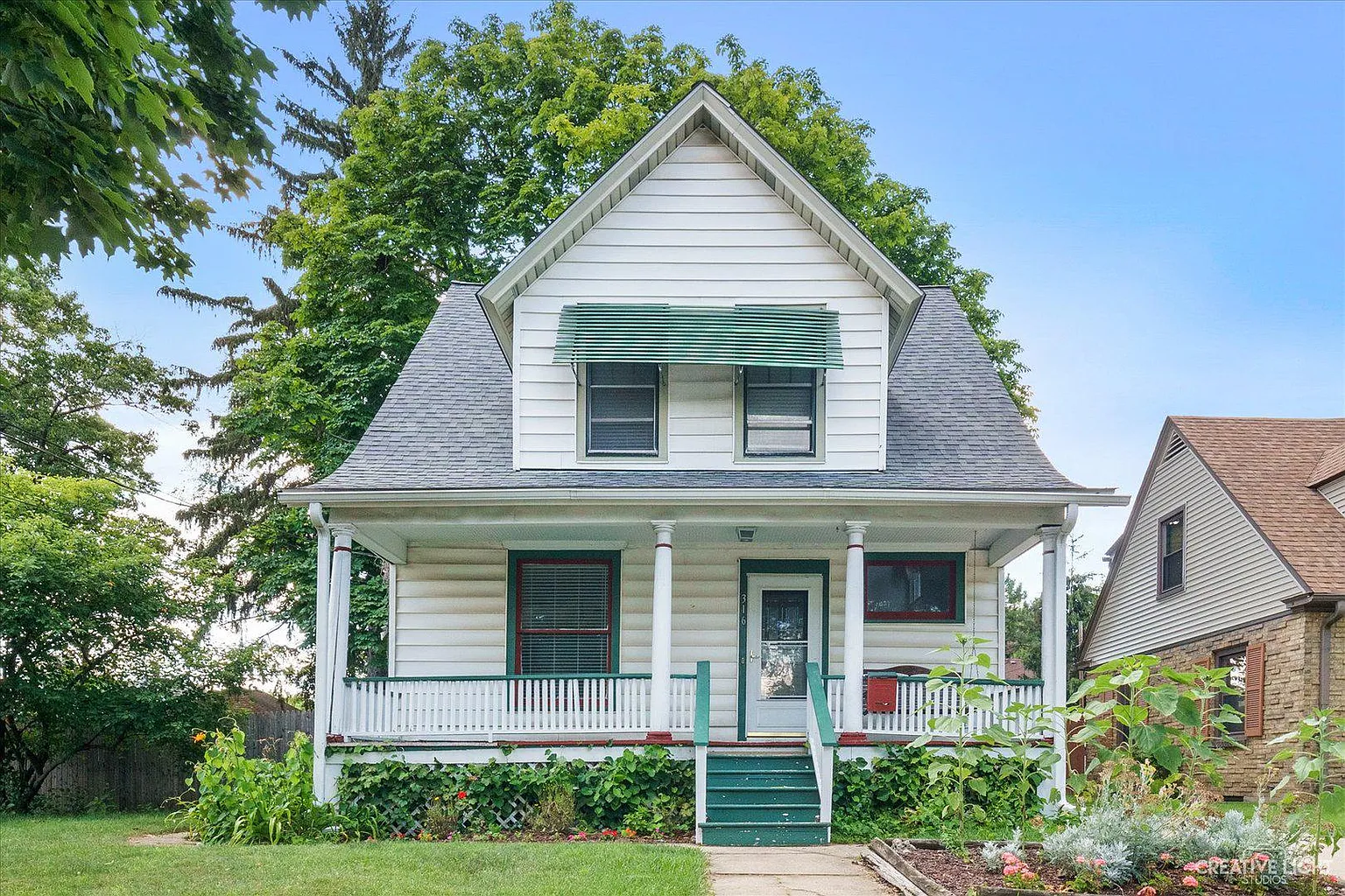316 N Liberty St photo 1