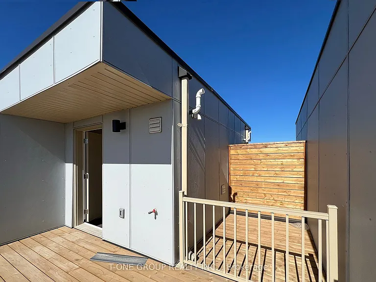 90 Honeycrisp Cres #Townhouse 362 — Photo 26