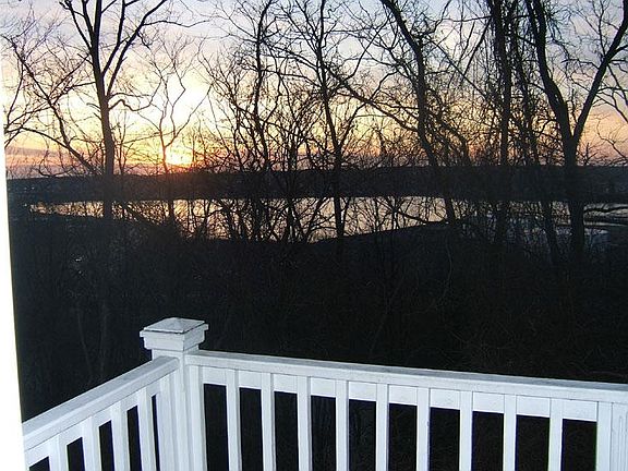 balcony off master bedroom