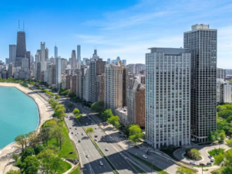 1550 N Lake Shore Dr #4D — Photo 1