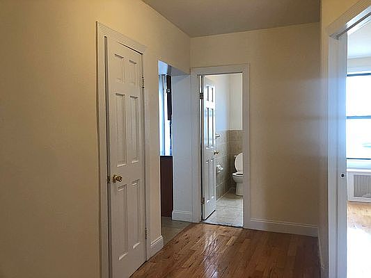 4th image of 709 W 172nd St #4