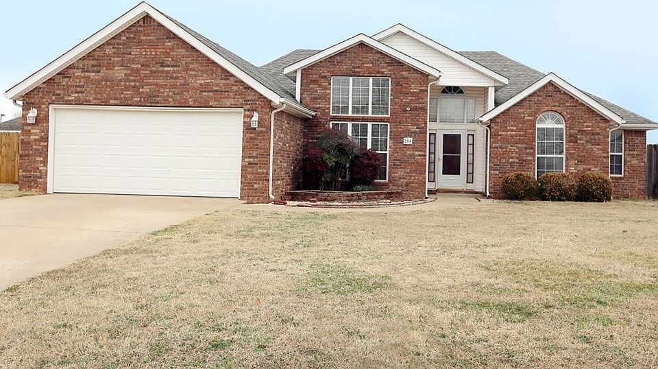1st image of 254 Pine Meadow Dr
