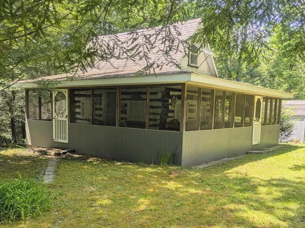 373 Sand Mountain Rd, Spring Mills, PA 16875