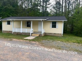1016 Davenport Rd, Dalton, GA 30721