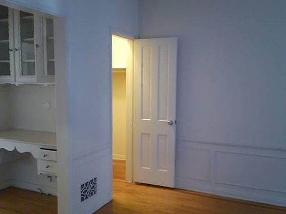 4th image of 107 N Catalina St