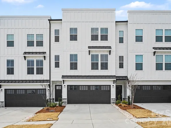 9245 Delancey Ln NW, Concord, NC 28027