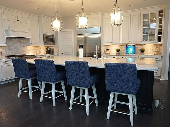 5th image of 33409 Islander Dr