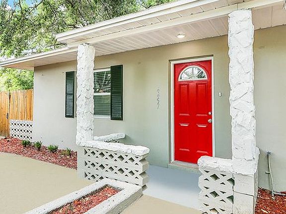 3rd image of 4457 Crestwood Dr N