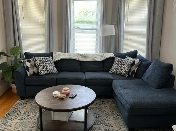 32 Gourley Rd Floor 1, Medford, MA 02155