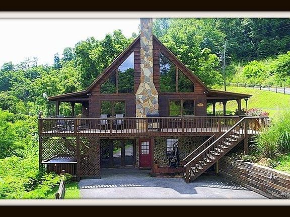 2nd image of 1608 Bench Mountain Way #11