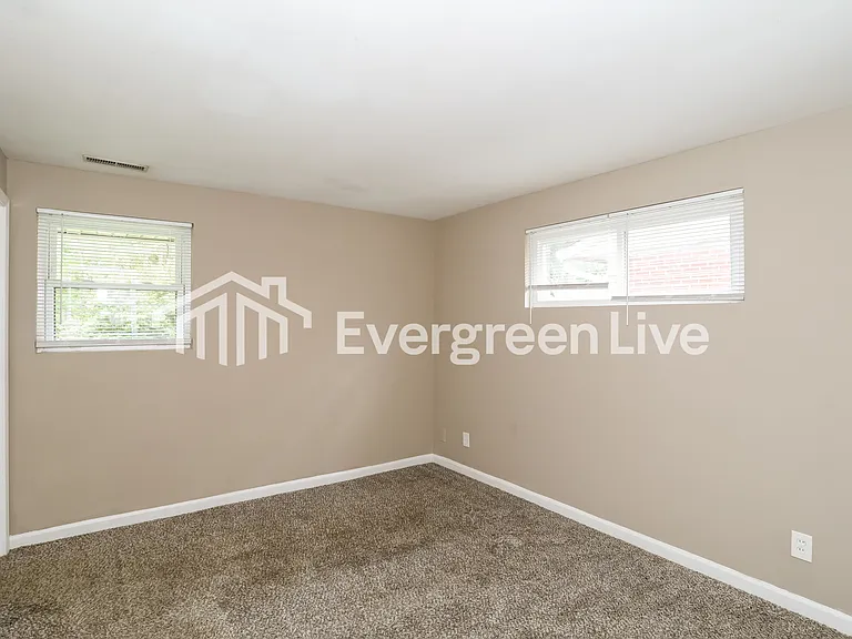 5388 Whitmore Dr — Photo 8