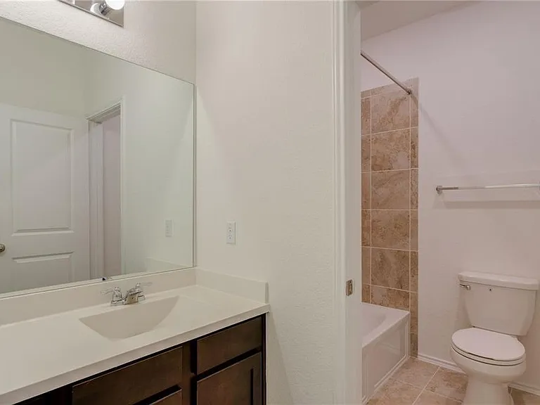 224 Montauk Loop — Photo 27