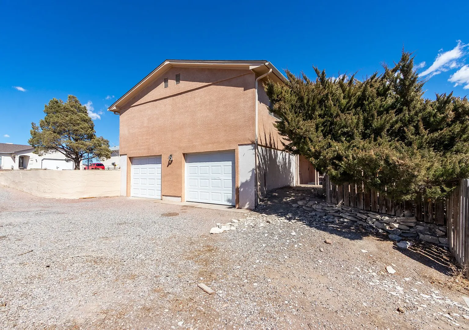 Spacious Ranch in Pueblo West! — Photo 2
