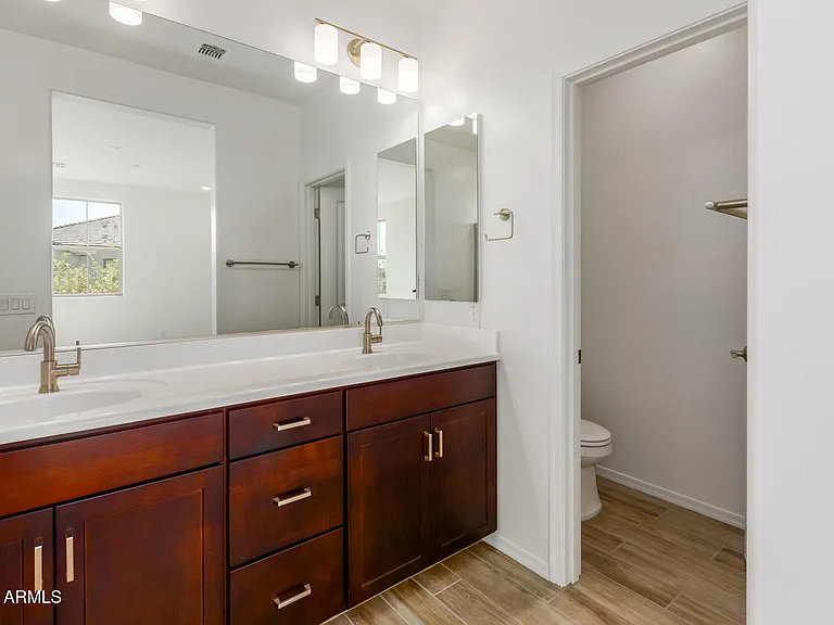 1871 E Hampton Ln #101 — Photo 24