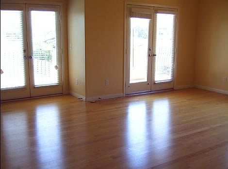 3rd image of 2515 Carnegie Ln