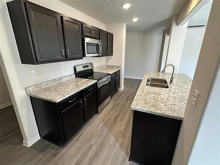 1223 Dodd St — Photo 10