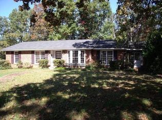 901 9th St NE, Jacksonville, AL 36265