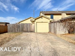 1225 Sequoyah Pl APT E, Edmond, OK 73003