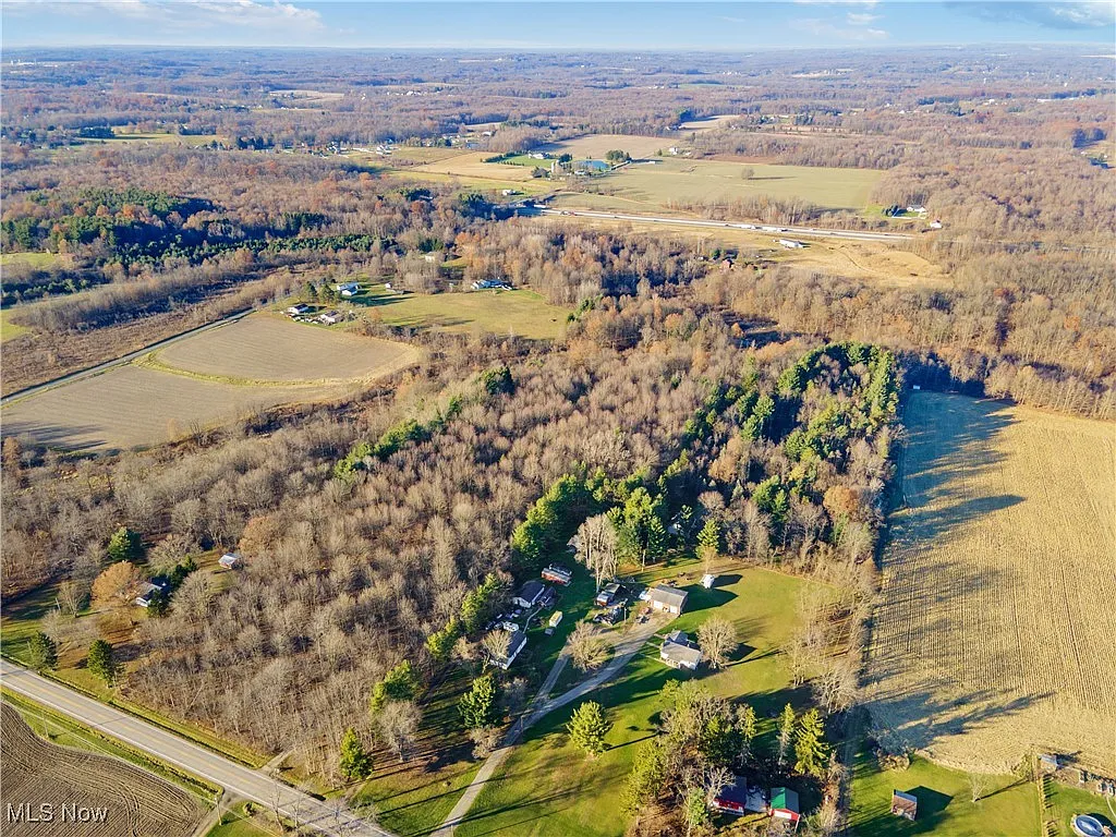 7761 State Route 303 photo 1
