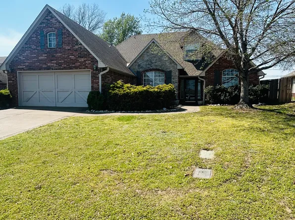 26460 Arrowood Dr, Claremore, OK 74019