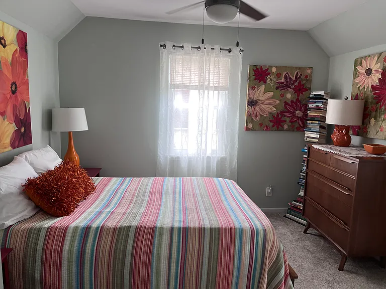 217 Pebble Glen Dr — Photo 9