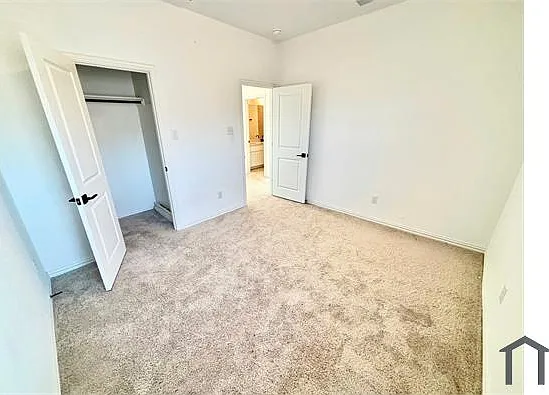 512 Virginia Way — Photo 12