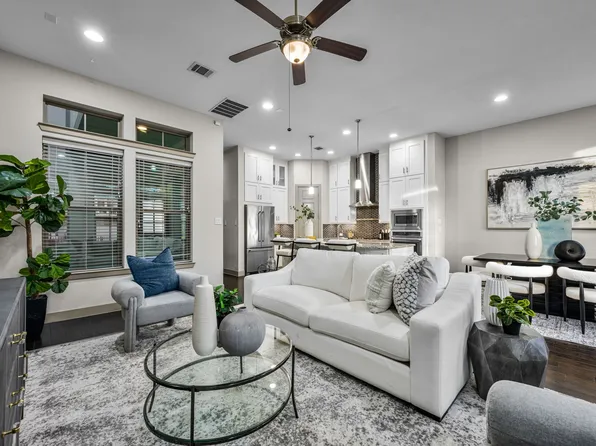 5451 Ashby Grove St, Dallas, TX 75209