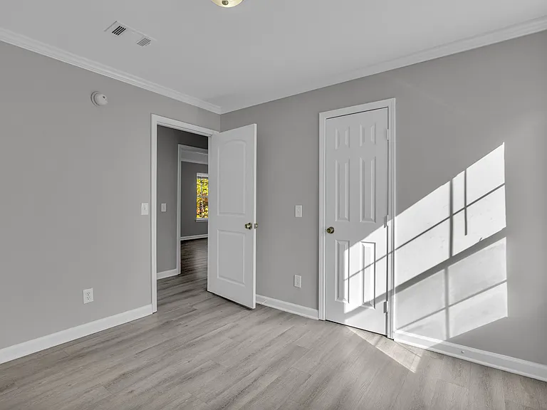 1040 Thomasville Estates Way SE — Photo 33