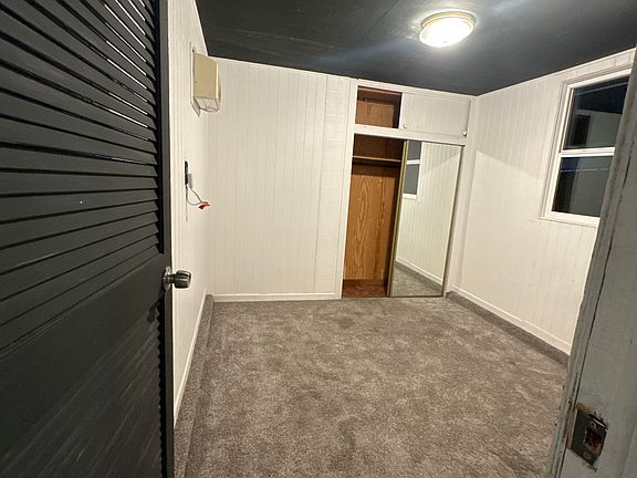 4th image of 528 Sunnyside Ave