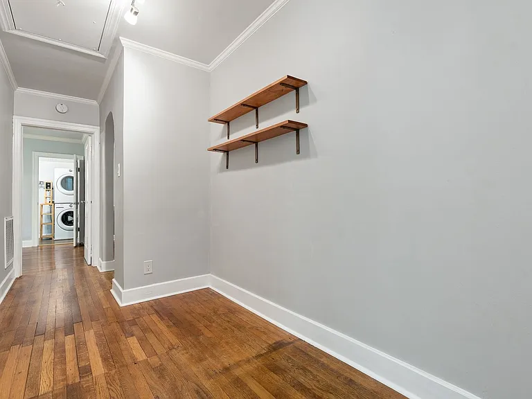 2408 Cascadilla St — Photo 11