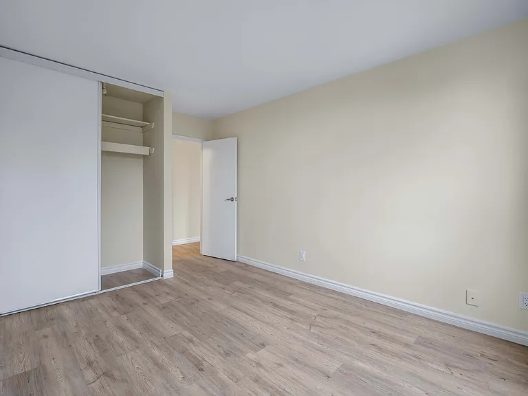 8325 Riverside Dr E — Photo 15