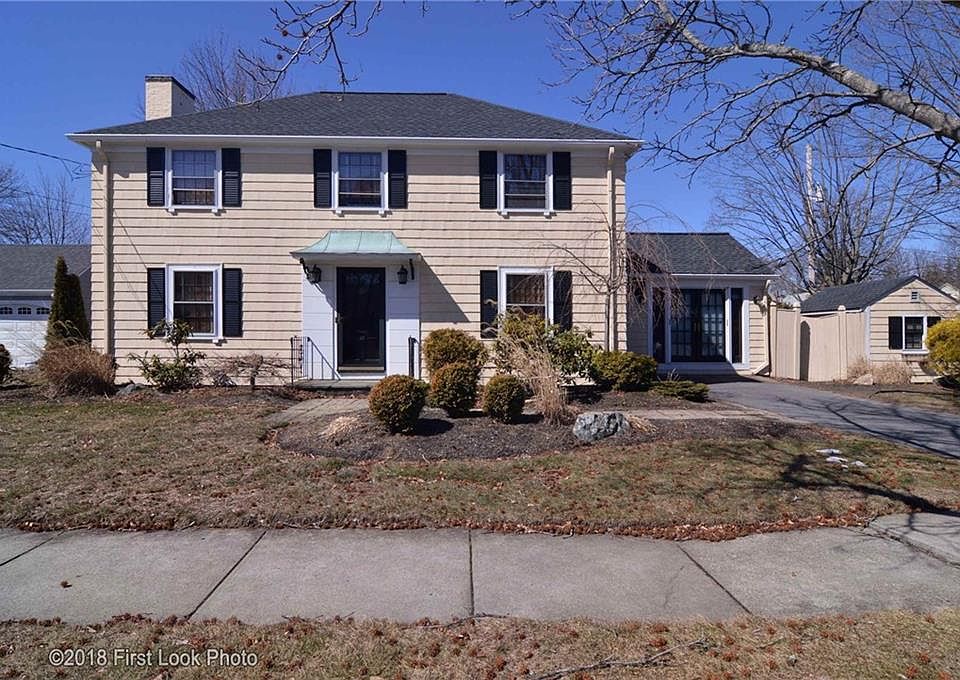 1st image of 45 Pelham Pkwy