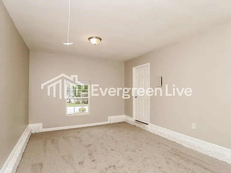 340 River Chase Dr — Photo 8