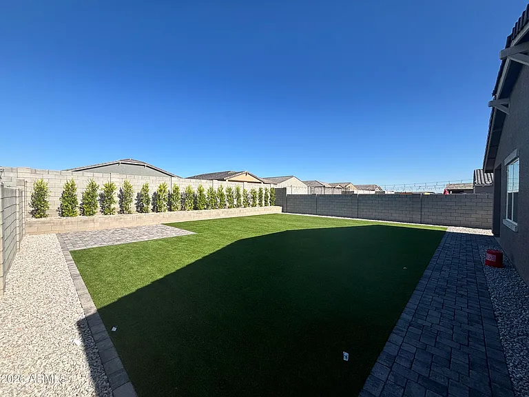 4820 N 177th Dr — Photo 13