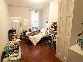 Rented by Yup Realty LLC