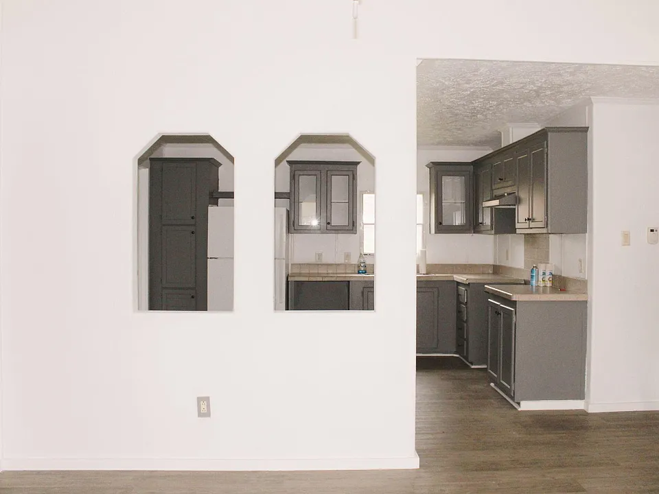 425 W Pecan St