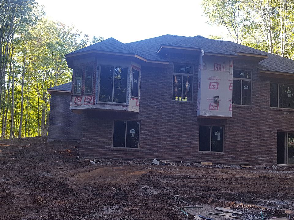2nd image of 310 Regional Way