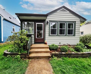 1093 Smith Ave S, West Saint Paul, MN, 55118