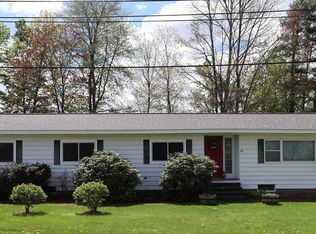 10 Memorial Dr, Lebanon, NH 03766