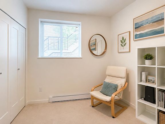 4th image of 15235 Sitka Dr #18