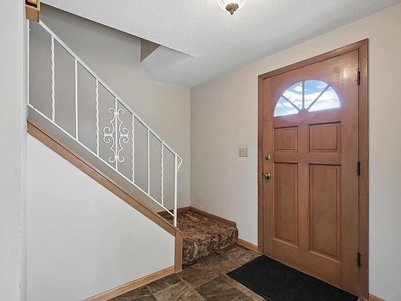 4th image of 2904 Avalon Dr