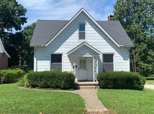 323 N Washington St, Trenton, IL