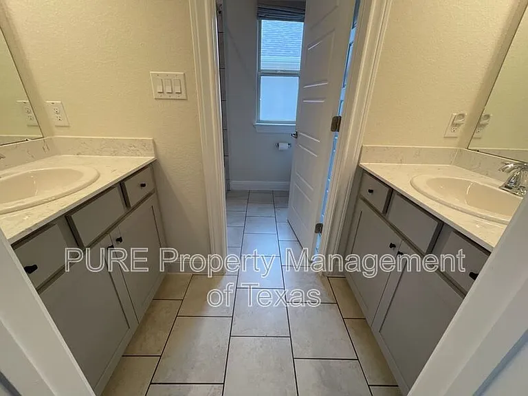 716 Expedition Way — Photo 53